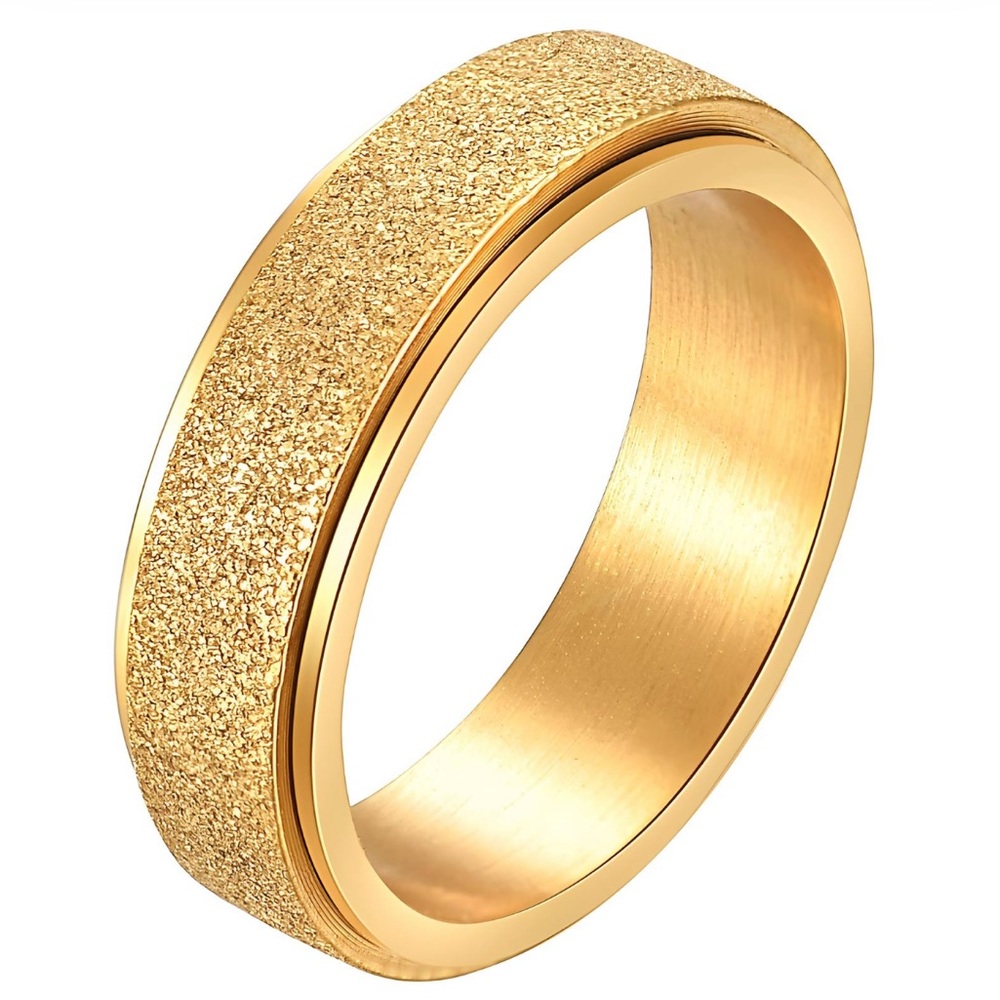 Elegant Gold Textured Women's Ring